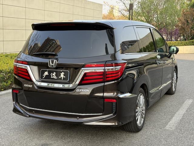 Honda Elysion 2016 2.4L Ultimate – фото 6