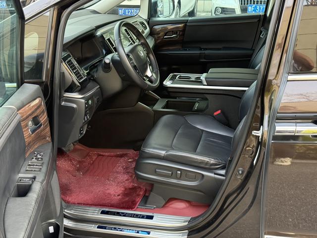 Honda Elysion 2016 2.4L Ultimate – фото 7