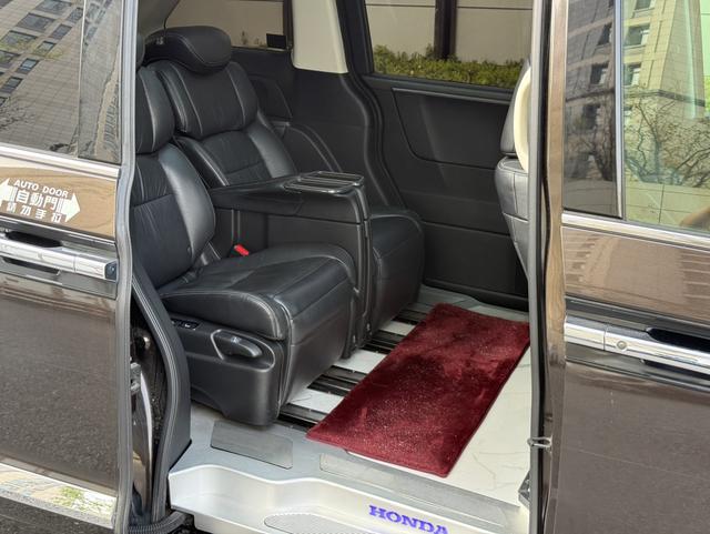Honda Elysion 2016 2.4L Ultimate – фото 15