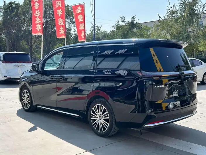 GAC Trumpchi E8 PHEV 2024 Model 2.0ATK 150km MAX+ – фото 4