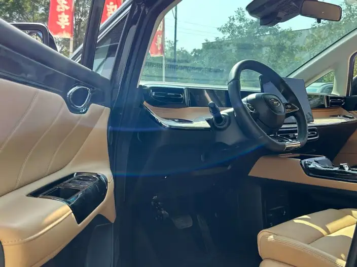 GAC Trumpchi E8 PHEV 2024 Model 2.0ATK 150km MAX+ – фото 9