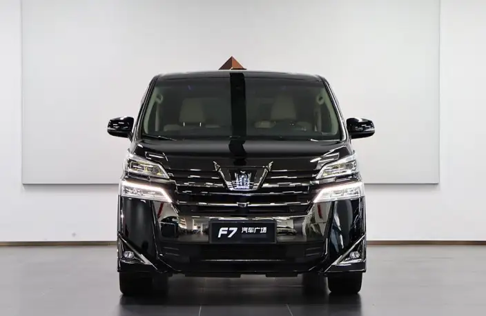 Vellfire 2021 Model Toyota Crown Hybrid 2.5L HV Deluxe Edition – фото 2