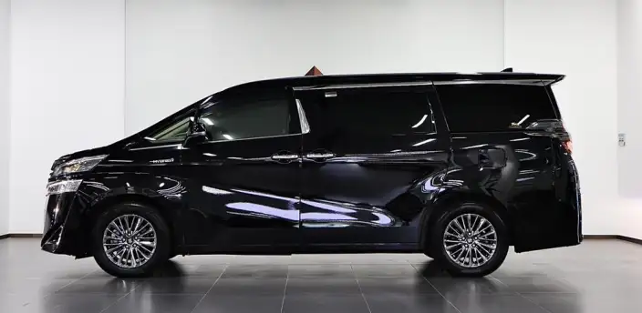 Vellfire 2021 Model Toyota Crown Hybrid 2.5L HV Deluxe Edition – фото 4