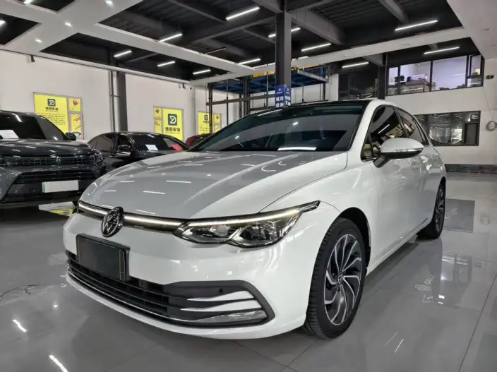 Volkswagen Golf 2021 Model 280TSI DSG 30th Anniversary Memorial Edition – фото 1