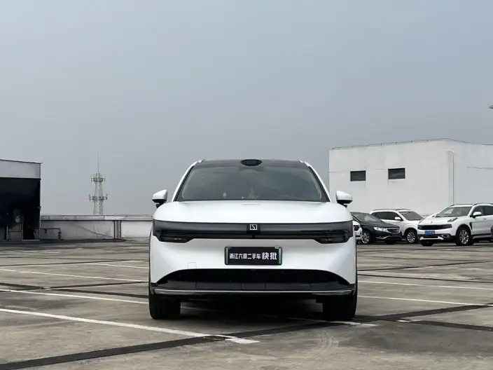 ZEEKR 7X 2025 Model 75kWh Rear Drive Smart Driving Edition – фото 2
