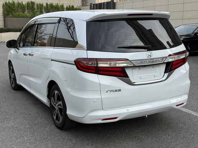 Honda Odyssey 2015 модификация 2.4L Deluxe Edition – фото 4