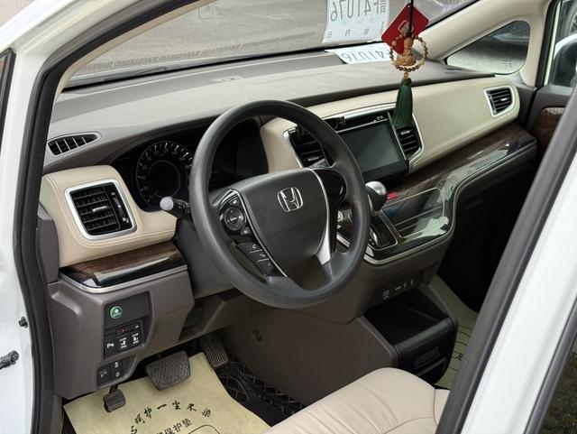 Honda Odyssey 2015 модификация 2.4L Deluxe Edition – фото 8