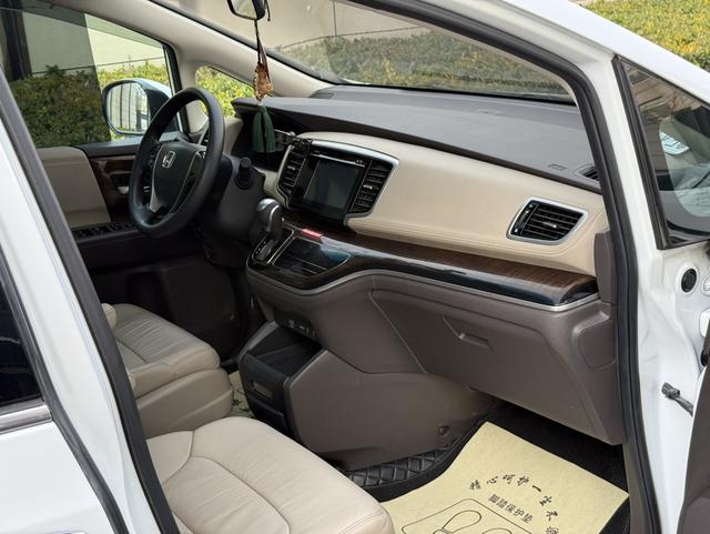 Honda Odyssey 2015 модификация 2.4L Deluxe Edition – фото 12
