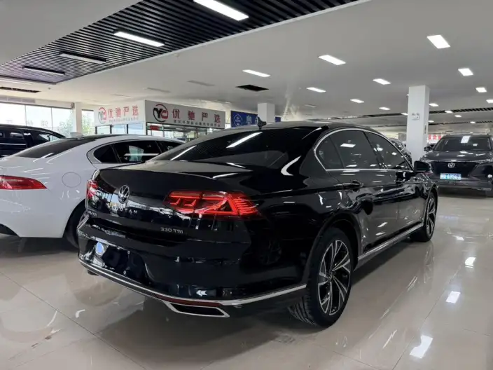 Volkswagen Magotan 2021 Model 330TSI DSG 30th Anniversary Memorial Edition – фото 6