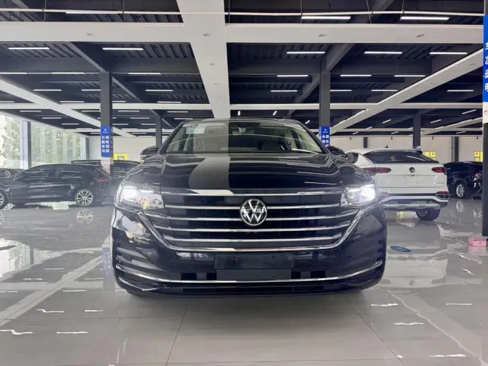Viloran 2023 Model Facelift 330TSI Business Edition – фото 2