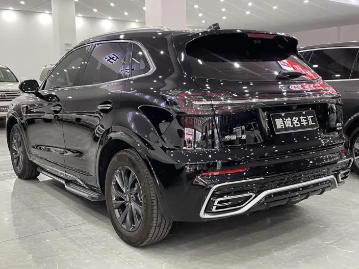 Hongqi HS5 2023 Model 2.0T Flag Xiang Pro Edition – фото 3