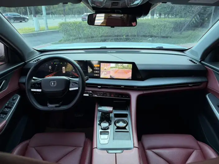 Changan CS75 PLUS 2023 Model Third generation 1.5T Automatic Luxury Model – фото 9