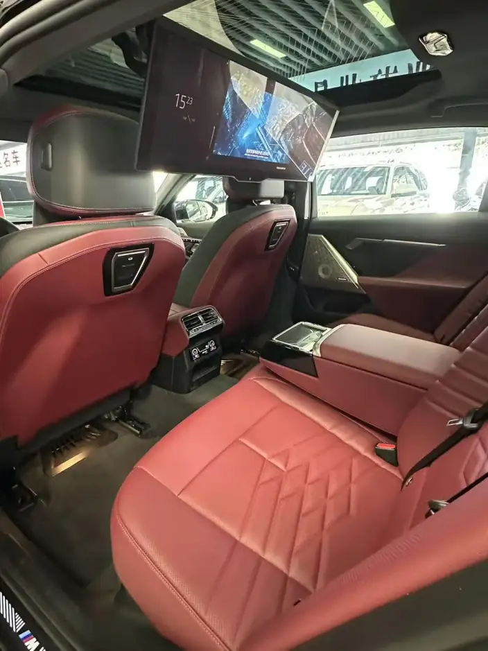 BMW 5 Series 2025 Model 530Li Exclusive Model M Sports Set – фото 9