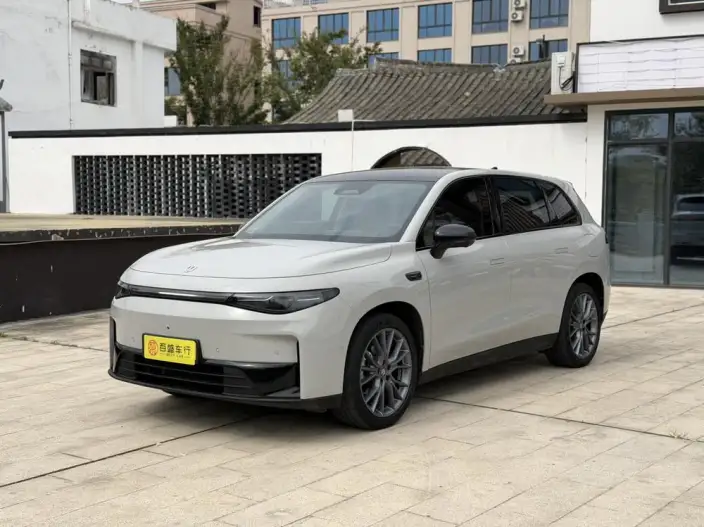 Leapmotor C10 2024 Model EV Edition 530 Comfort Edition – фото 1