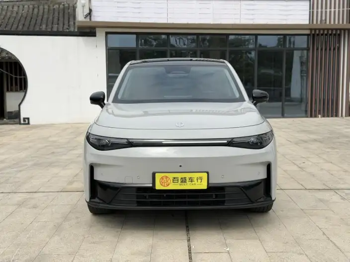 Leapmotor C10 2024 Model EV Edition 530 Comfort Edition – фото 2