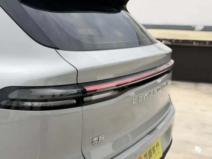 Leapmotor C10 2024 Model EV Edition 530 Comfort Edition – фото 8