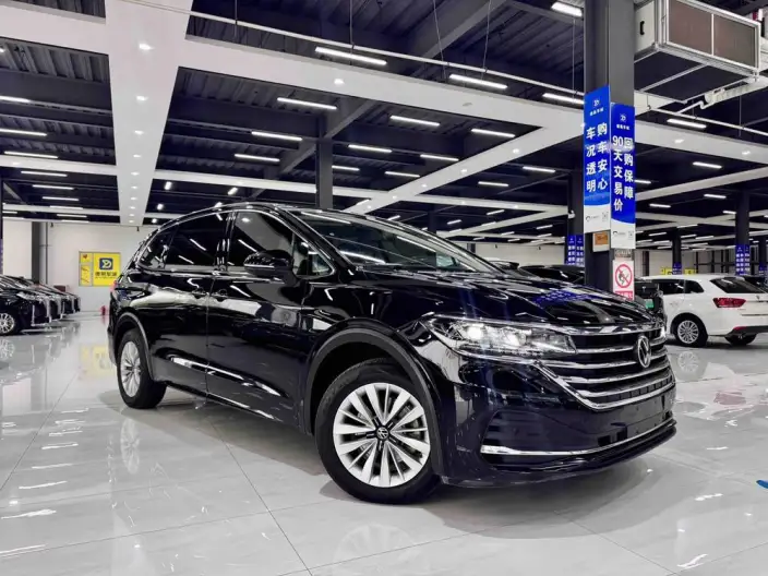 Viloran 2023 Model Facelift 330TSI Business Edition – фото 3