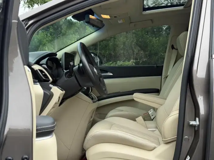 Buick GL8 2022 Model Business class 652T Noble Model – фото 8