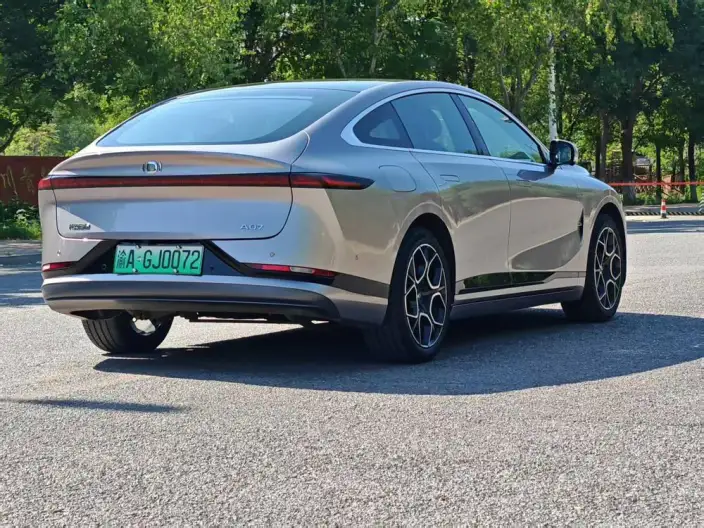 Changan Qiyuan A07 2025 Model Blue whale Extended Range 230 Noble Model – фото 6