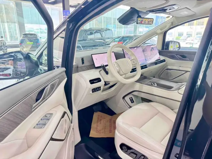 Wey Gaoshan P HEV 2025 Model 4WD Wey Gaoshan 9 – фото 9