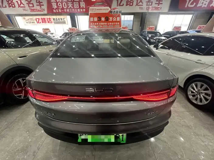BYD Seal 05DM 2026 Model DM-i 128KM Luxury Model – фото 5