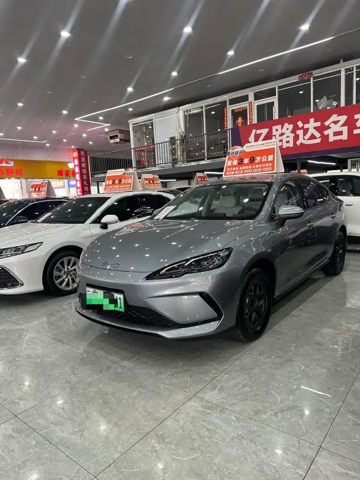 BYD Seal 05DM 2026 Model DM-i 128KM Luxury Model – фото 10
