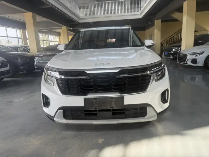 Kia Seltos 2023 Model 1.5L IVT Deluxe Edition
