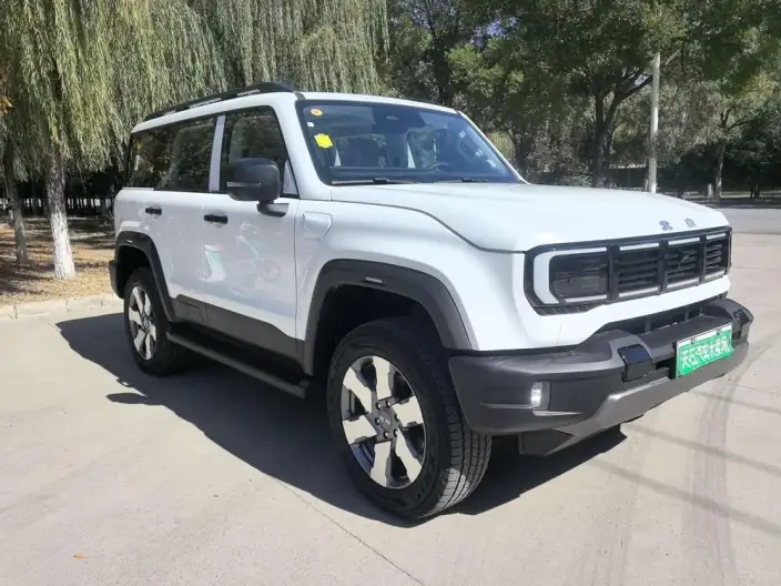 BAIC BJ40 Extended Range 2026 Model Long Battery Life Pro 201 Max