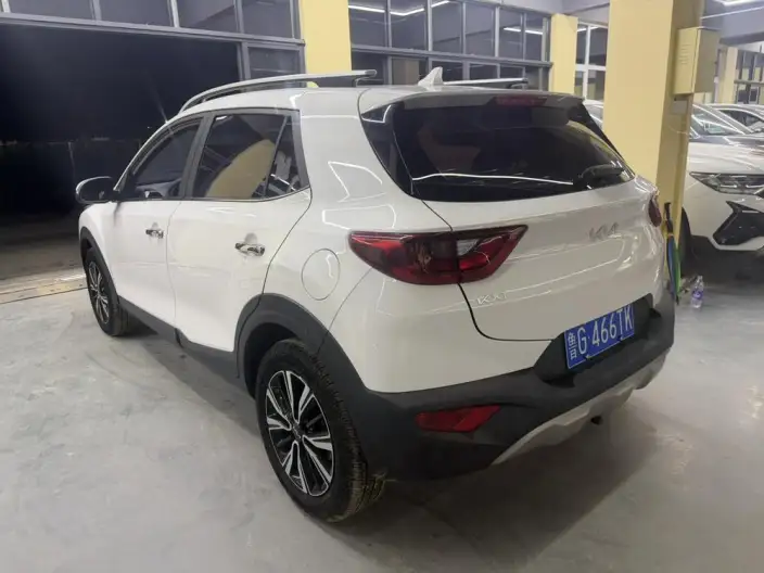 Kia Stonic 2021 Model 1.4L CVT Fun Xiang Edition