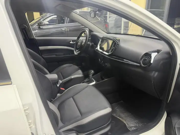 Kia Stonic 2021 Model 1.4L CVT Fun Xiang Edition – фото 10