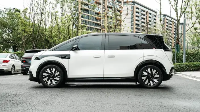 ZEEKR MIX 2025 Model 102kWh Long Battery Life Pro Smart Driving Edition – фото 4