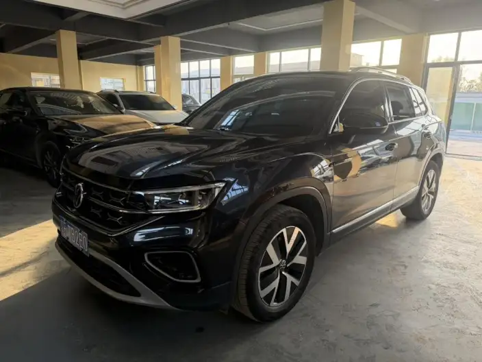 Volkswagen Tayron 2023 Model 280TSI 2WD Luxury Plus Advanced version – фото 1
