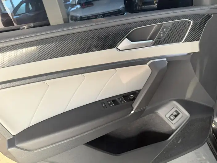 Volkswagen Tayron 2023 Model 280TSI 2WD Luxury Plus Advanced version – фото 9