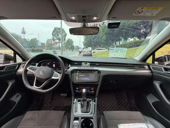 Volkswagen Magotan 2021 Model 330TSI DSG 30th Anniversary Memorial Edition – фото 7