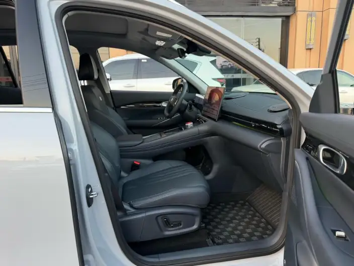 Geely Galaxy E5 2026 Model 610km Tiggo + Edition – фото 8