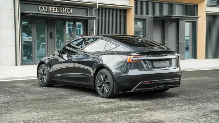 Model 3 2025 Model Facelift Rear-wheel drive version – фото 5