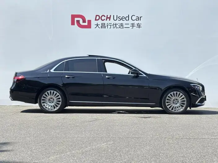 Mercedes-Benz E-Class 2023 Model E 300 L Luxury Model sedan – фото 5
