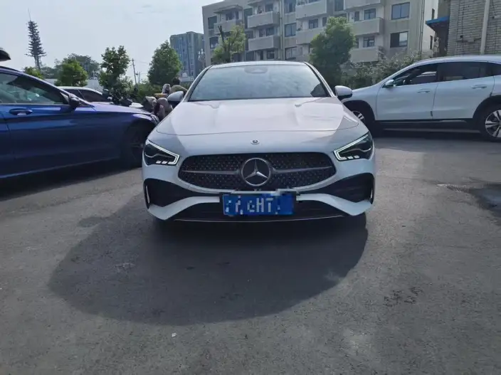 Mercedes-Benz CLA Imported 2023 Model CLA 200 Four-door Coupe – фото 2