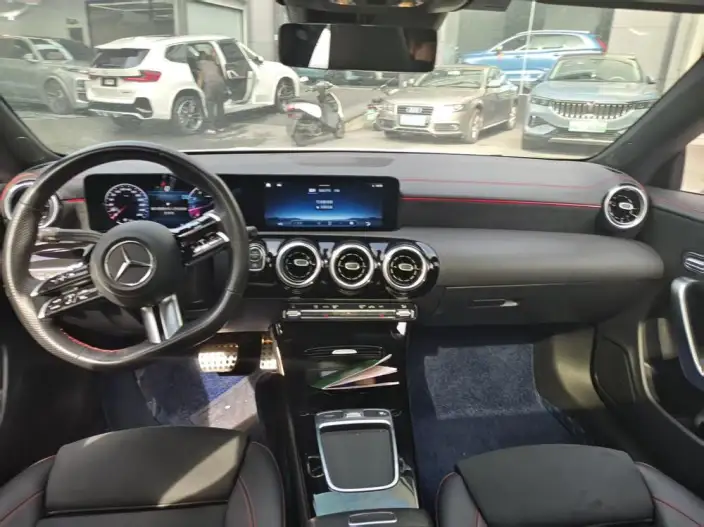 Mercedes-Benz CLA Imported 2023 Model CLA 200 Four-door Coupe – фото 7