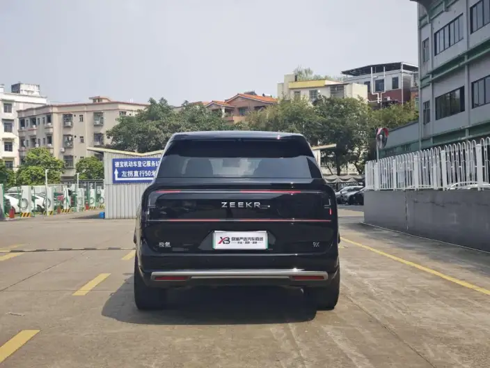 ZEEKR 9X 2025 Model Ultra Edition 70kWh VI seat – фото 5