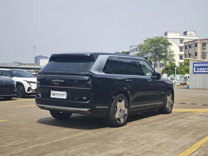 ZEEKR 9X 2025 Model Ultra Edition 70kWh VI seat – фото 6