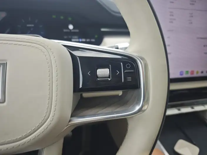 ZEEKR 9X 2025 Model Ultra Edition 70kWh VI seat – фото 9