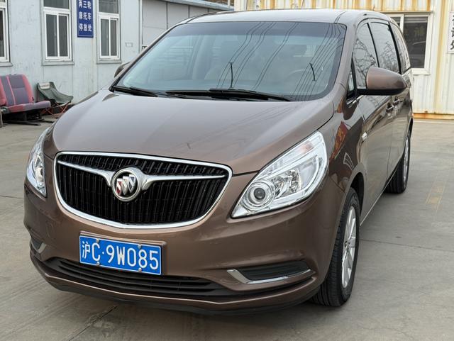 Buick GL8 2018 28T Comfort China VI – фото 1