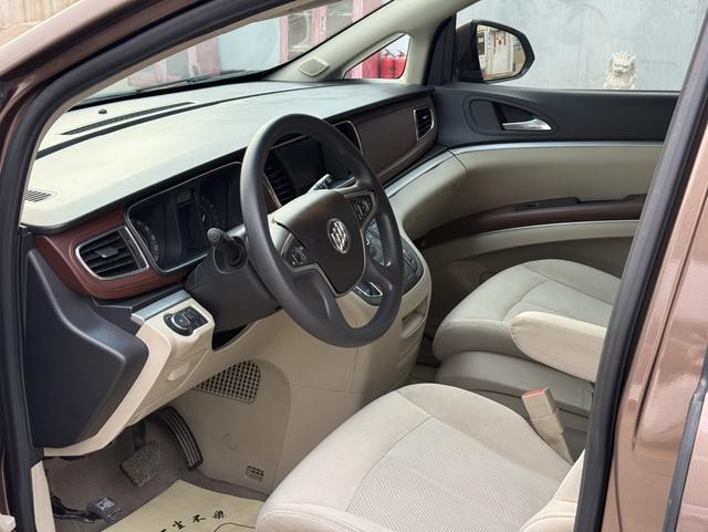 Buick GL8 2018 28T Comfort China VI – фото 12