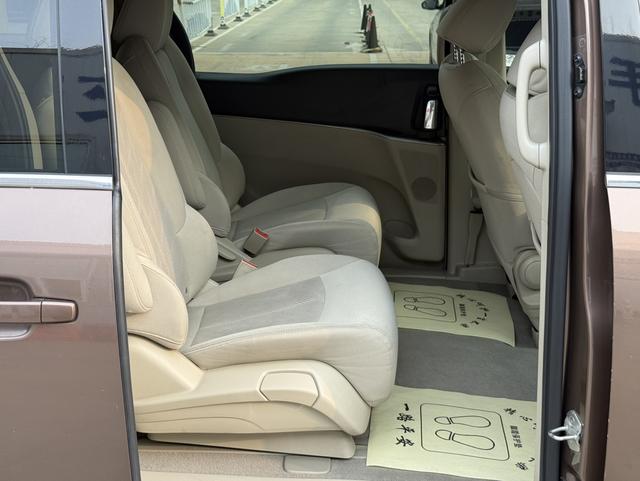 Buick GL8 2018 28T Comfort China VI – фото 13