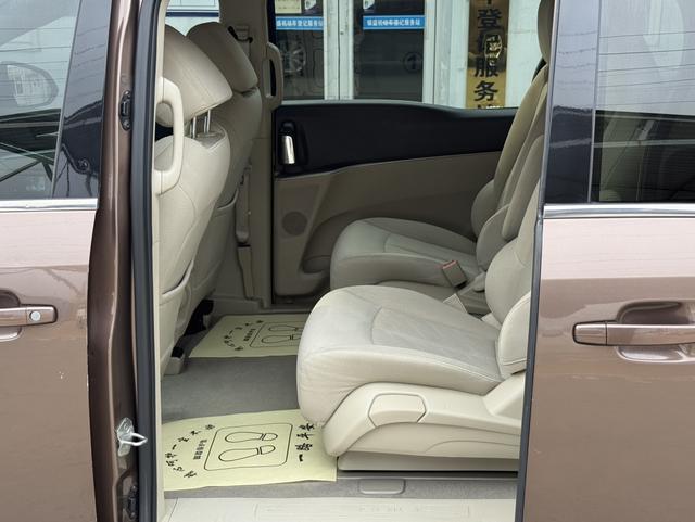 Buick GL8 2018 28T Comfort China VI – фото 14