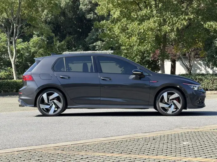 Volkswagen Golf GTI 2021 Model 380TSI DSG GTI – фото 7