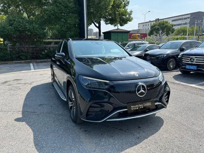 Mercedes-Benz EQE SUV 2024 Model EQE SUV 500 4MATIC – фото 3