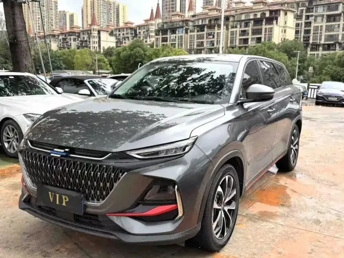 Changan Auchan X7 PLUS 2023 Model Changxiang Edition 1.5T Automatic Smart Enjoy Model 7 seat