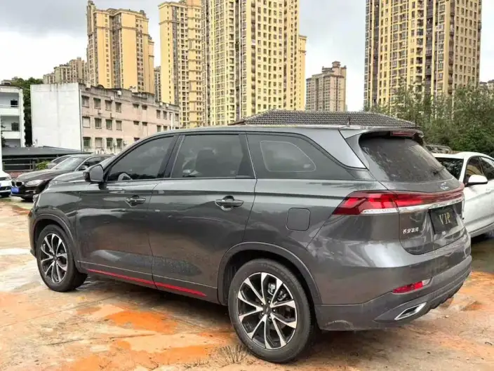 Changan Auchan X7 PLUS 2023 Model Changxiang Edition 1.5T Automatic Smart Enjoy Model 7 seat